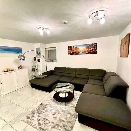 Faridd Ferienwohnung 크레펠트 외부 사진