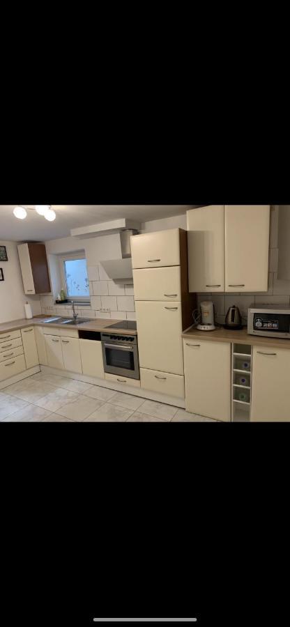 Faridd Ferienwohnung 크레펠트 외부 사진