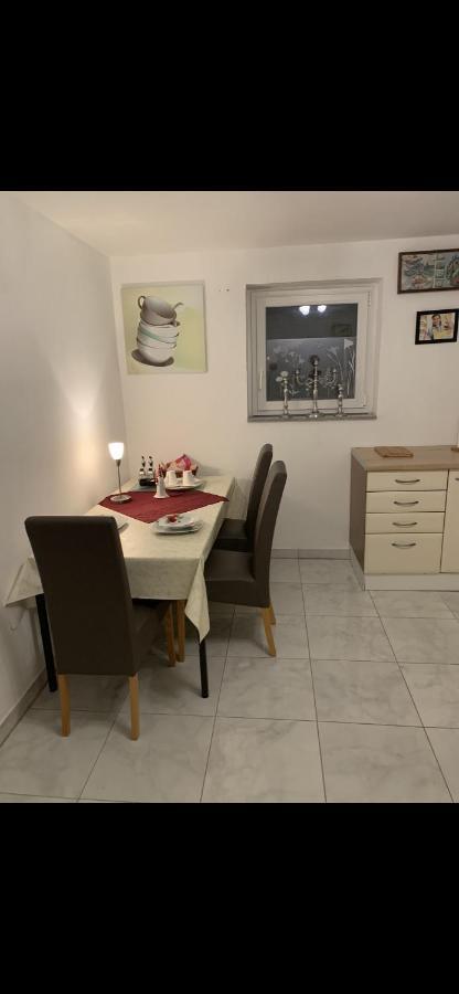 Faridd Ferienwohnung 크레펠트 외부 사진